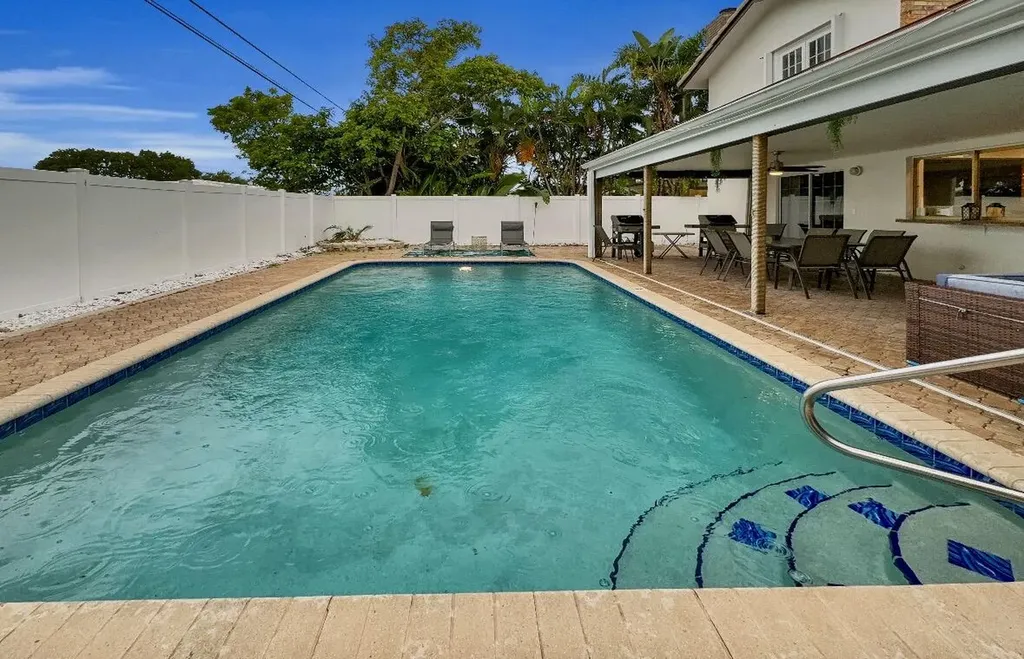 5940 NE 22nd Avenue Fort Lauderdale FL 33308