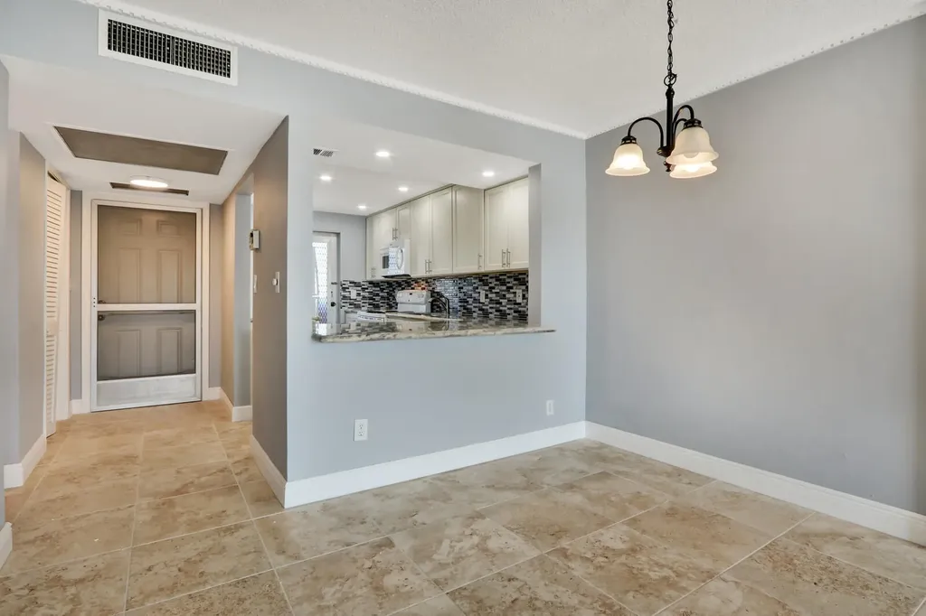 4500 N Federal Highway Lighthouse Point FL 33064