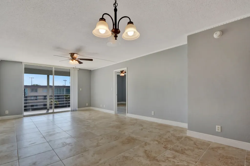4500 N Federal Highway Lighthouse Point FL 33064