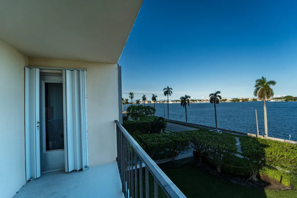 1801 S Flagler Drive West Palm Beach FL 33401