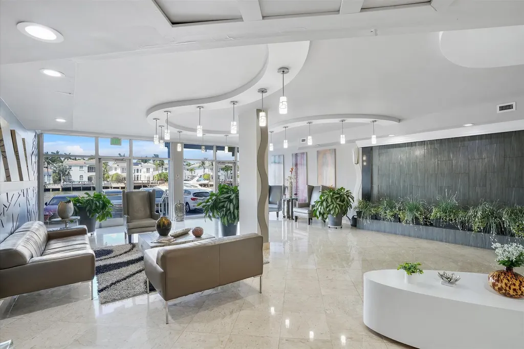 1500 S Ocean Drive Hollywood FL 33019