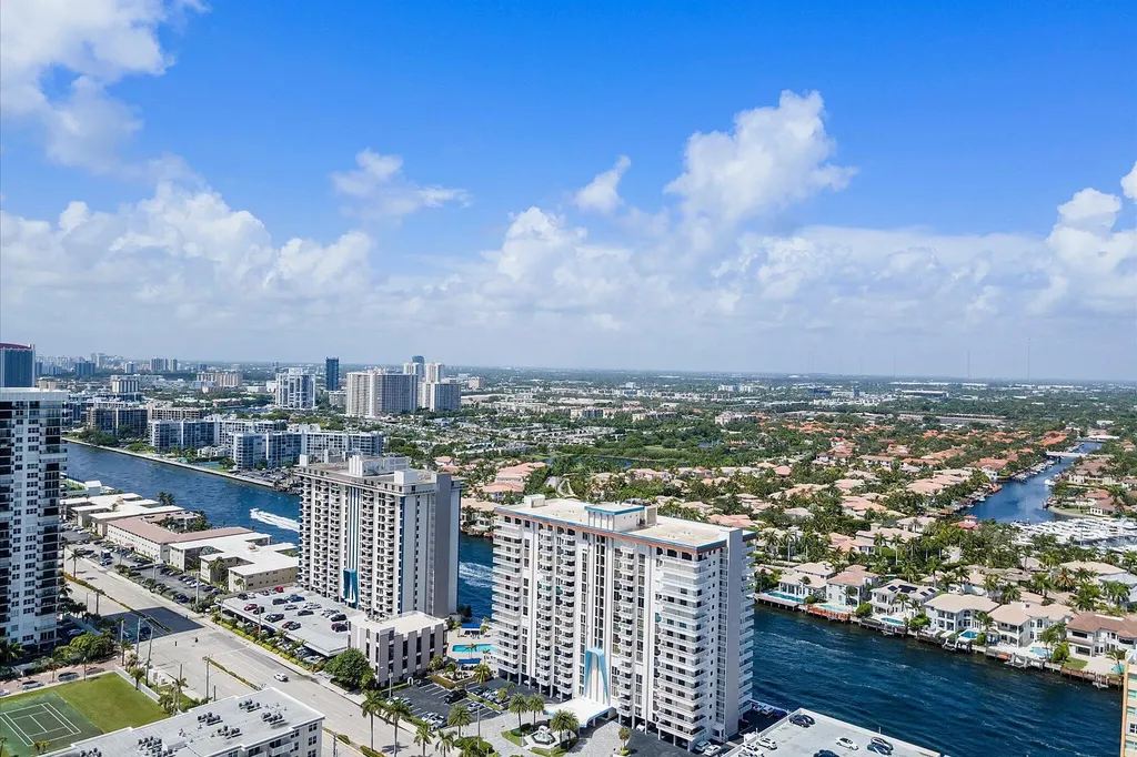 1500 S Ocean Drive Hollywood FL 33019