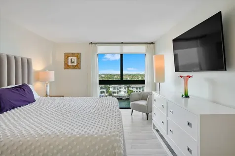 1500 S Ocean Drive Hollywood FL 33019