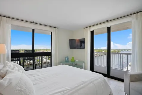 1500 S Ocean Drive Hollywood FL 33019