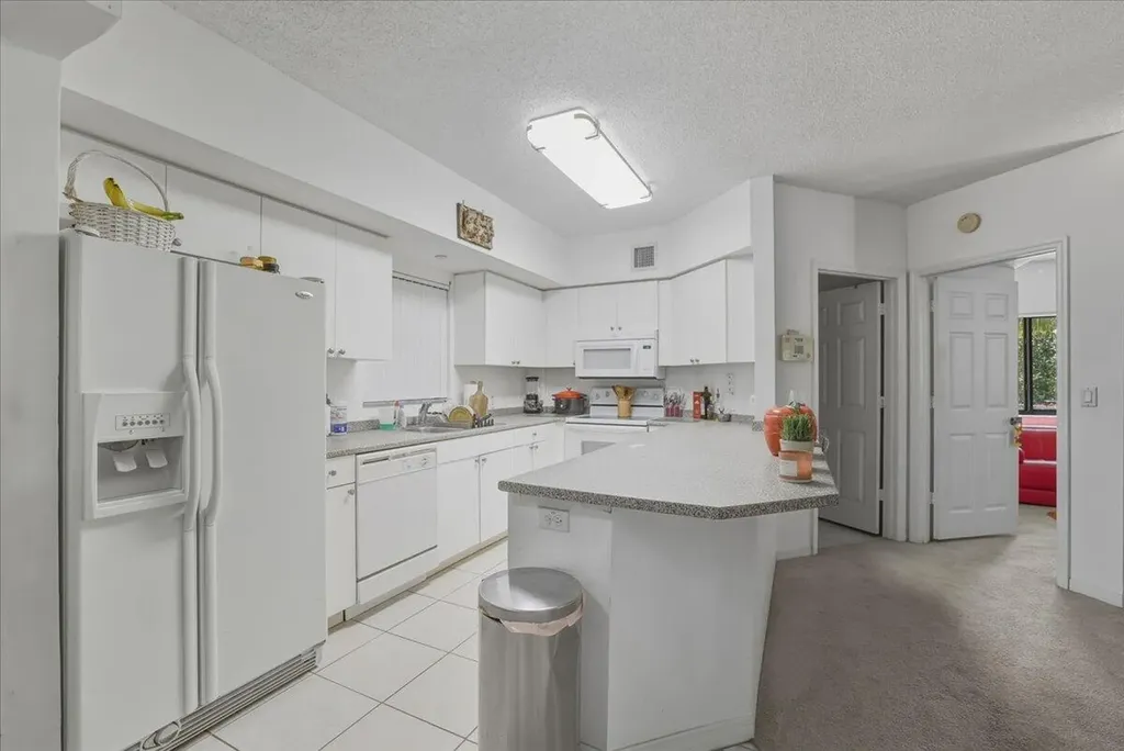 2105 Lavers Circle Delray Beach FL 33444