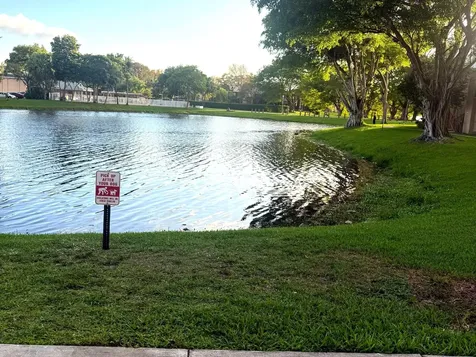 2331 NW 96th Terrace Pembroke Pines FL 33024