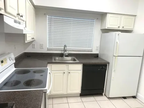 2331 NW 96th Terrace Pembroke Pines FL 33024
