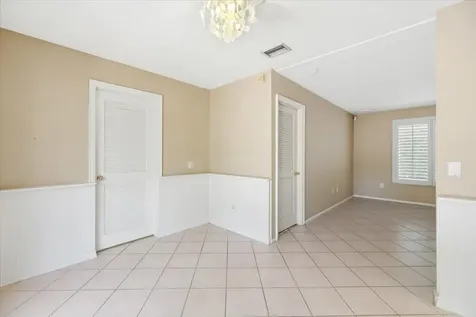 284 35th Avenue Vero Beach FL 32968