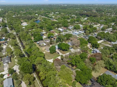 284 35th Avenue Vero Beach FL 32968