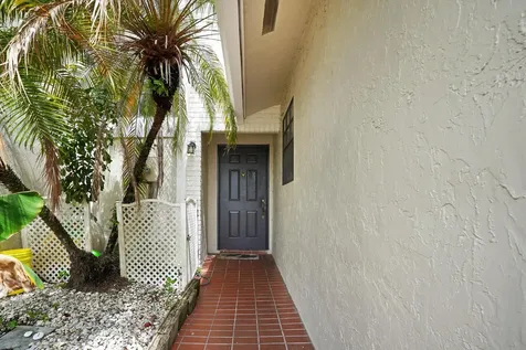 10723 NW 11th Street Pembroke Pines FL 33026
