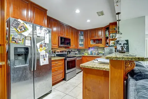 10723 NW 11th Street Pembroke Pines FL 33026