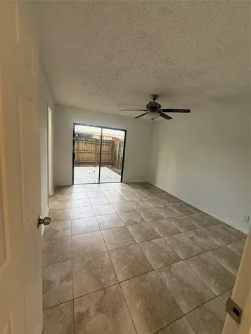 7427 SW 13th Street North Lauderdale FL 33068