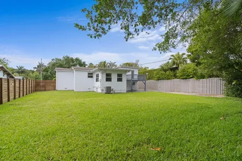 711 NE 8th Avenue Boynton Beach FL 33435