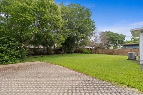 711 NE 8th Avenue Boynton Beach FL 33435