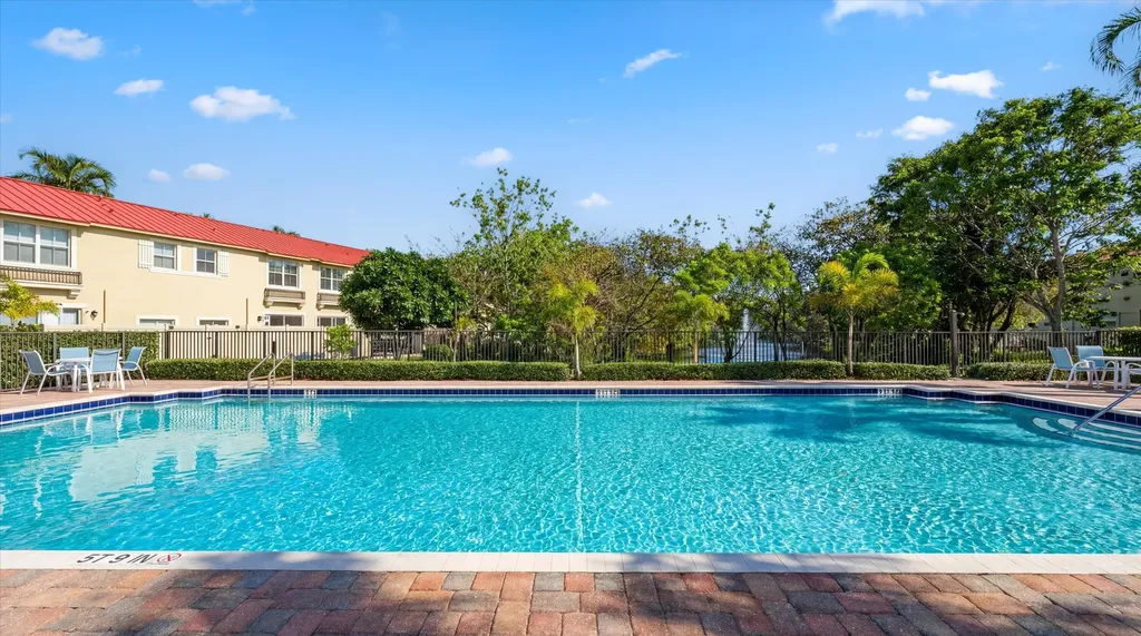 386 Lake Monterey Circle Boynton Beach FL 33426