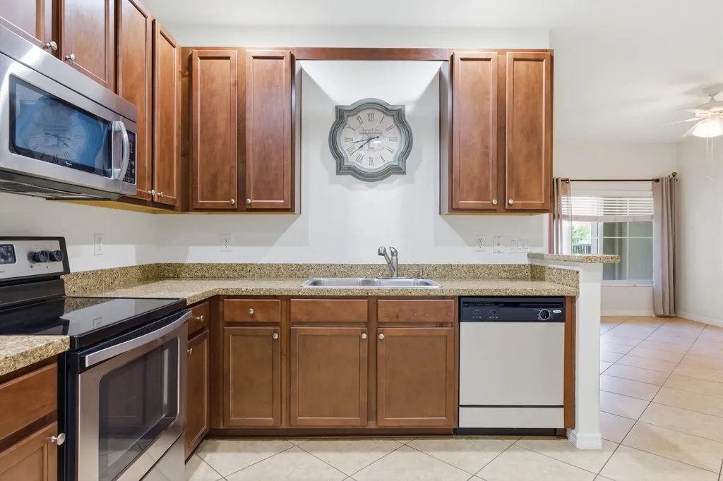386 Lake Monterey Circle Boynton Beach FL 33426