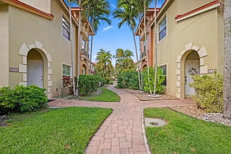 386 Lake Monterey Circle Boynton Beach FL 33426