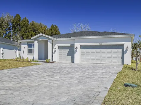 5637 Hampton Park Circle Vero Beach FL 32966
