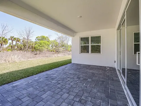 5637 Hampton Park Circle Vero Beach FL 32966