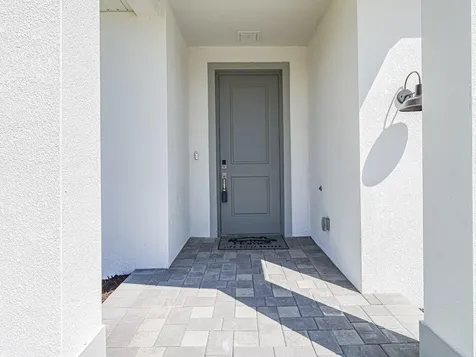 5637 Hampton Park Circle Vero Beach FL 32966
