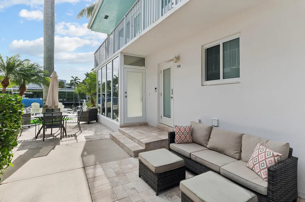 180 Isle Of Venice Drive Fort Lauderdale FL 33301