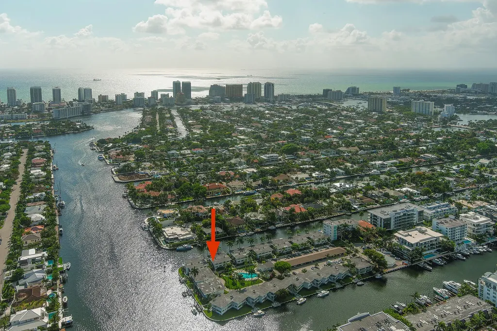 180 Isle Of Venice Drive Fort Lauderdale FL 33301