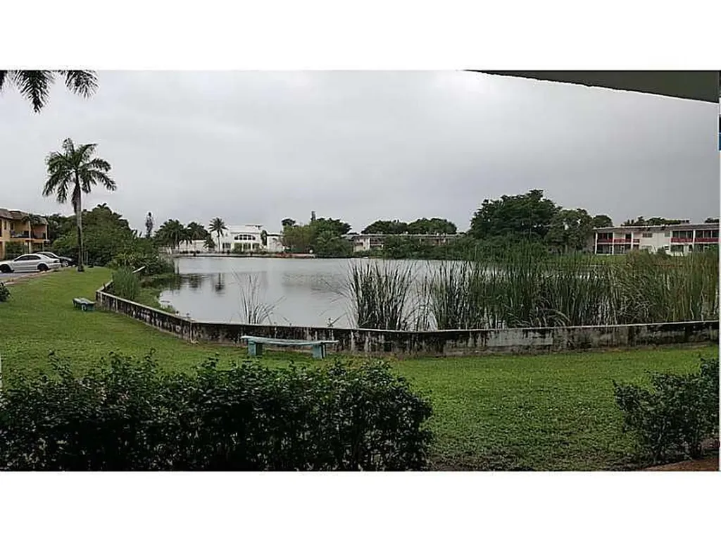 5861 NW 16th Place Sunrise FL 33313