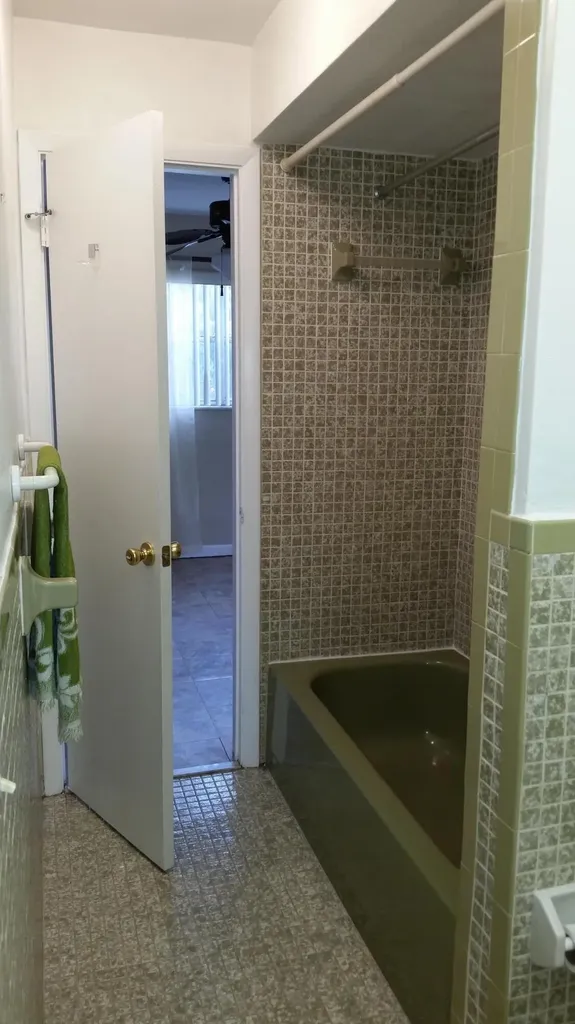 5861 NW 16th Place Sunrise FL 33313