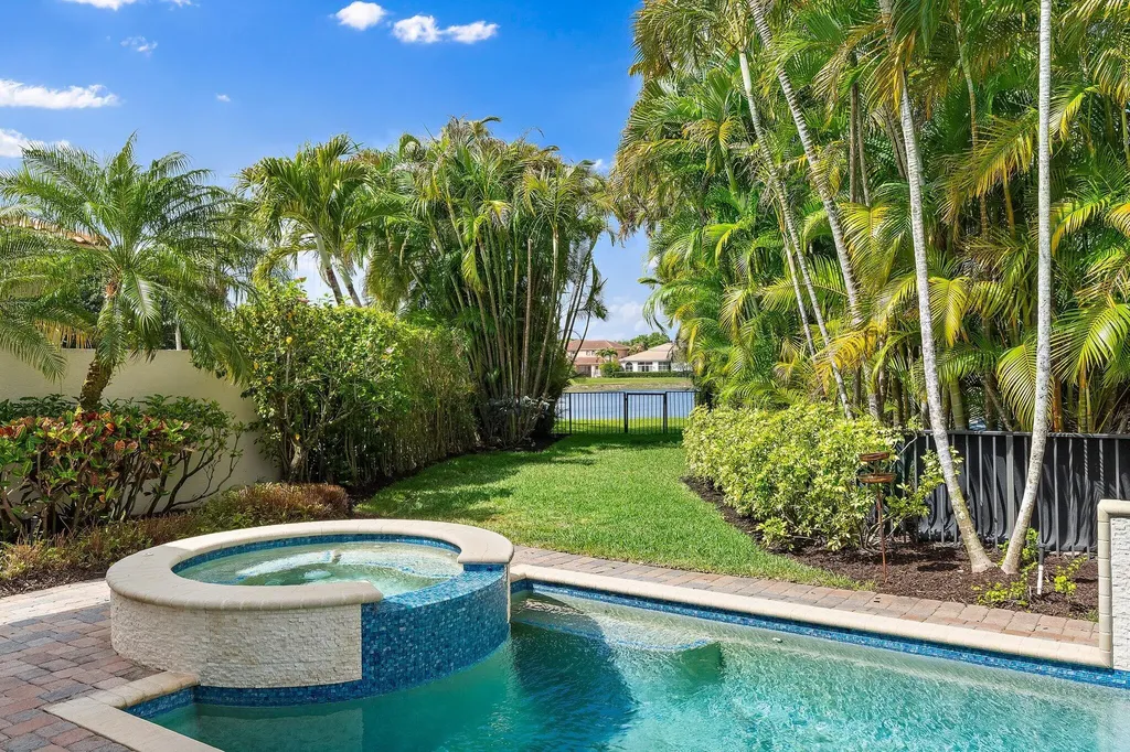 103 La Vida Court Palm Beach Gardens FL 33418