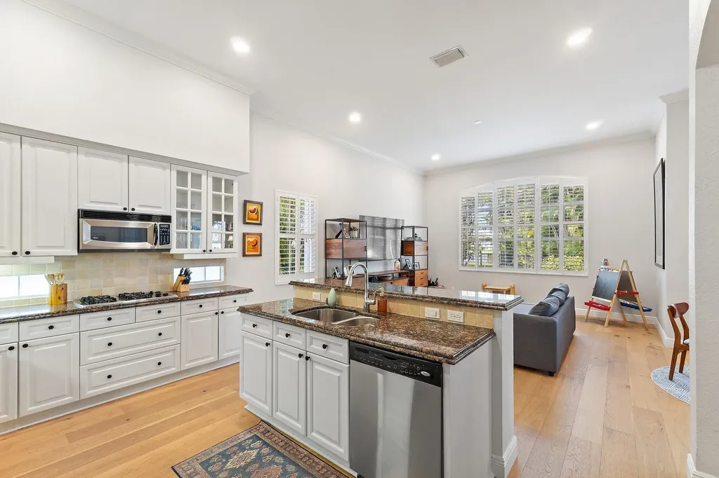 103 La Vida Court Palm Beach Gardens FL 33418