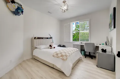 2563 Jardin Lane Weston FL 33327