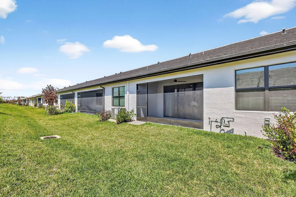 13470 SW Brightside Way Port St Lucie FL 34987