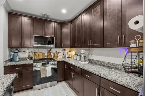 2064 SW Monterrey Lane Port St Lucie FL 34953