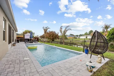 2064 SW Monterrey Lane Port St Lucie FL 34953