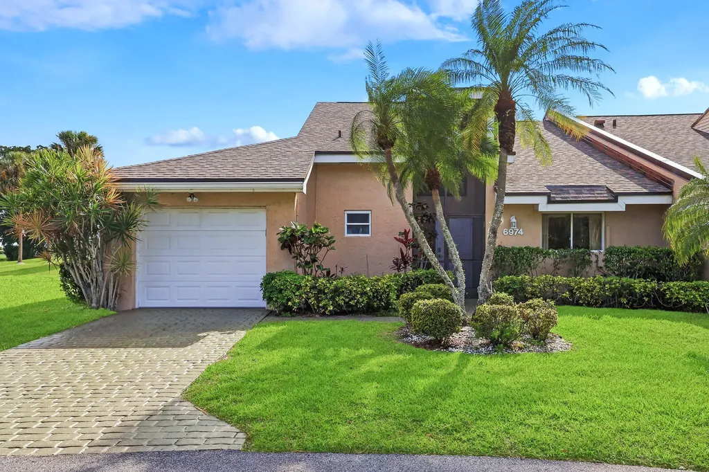 6974 Fountains Circle Lake Worth FL 33467