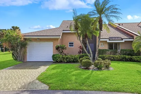 6974 Fountains Circle Lake Worth FL 33467
