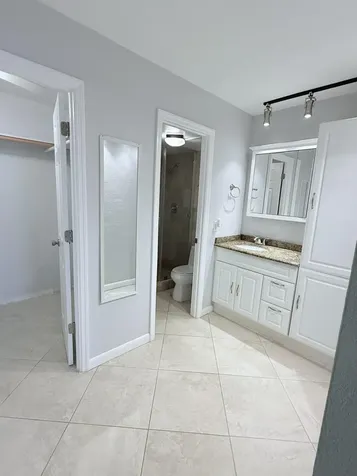 401 Golden Isle Drive Hallandale Beach FL 33009