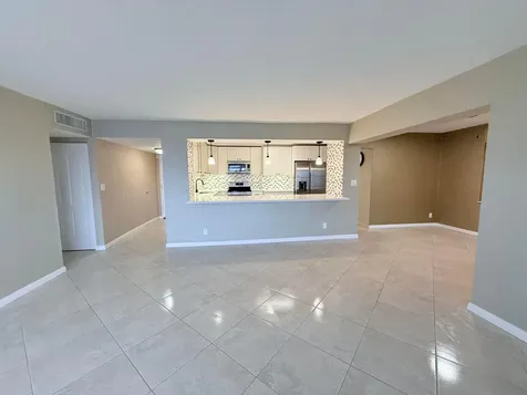 401 Golden Isle Drive Hallandale Beach FL 33009
