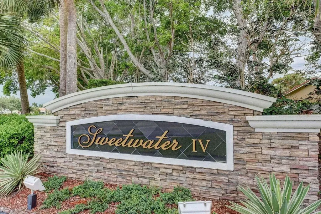 11151 Autoro Court Boca Raton FL 33498