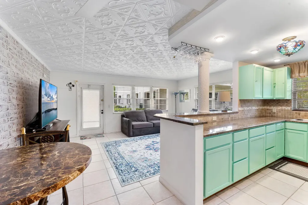 269 S Ventnor S Deerfield Beach FL 33442