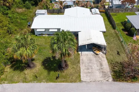 3141 NE Spruce Ridge Avenue Jensen Beach FL 34957