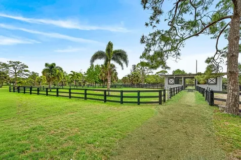 2741 Buck Ridge Trail Loxahatchee FL 33470