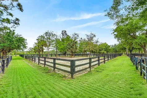 2741 Buck Ridge Trail Loxahatchee FL 33470