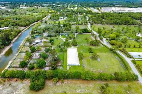2741 Buck Ridge Trail Loxahatchee FL 33470