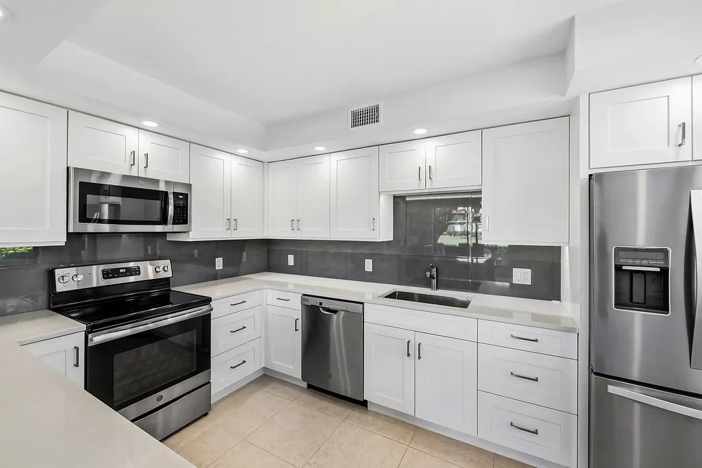 3682 Quail Ridge Drive N Boynton Beach FL 33436