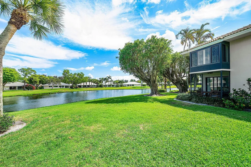 3682 Quail Ridge Drive N Boynton Beach FL 33436
