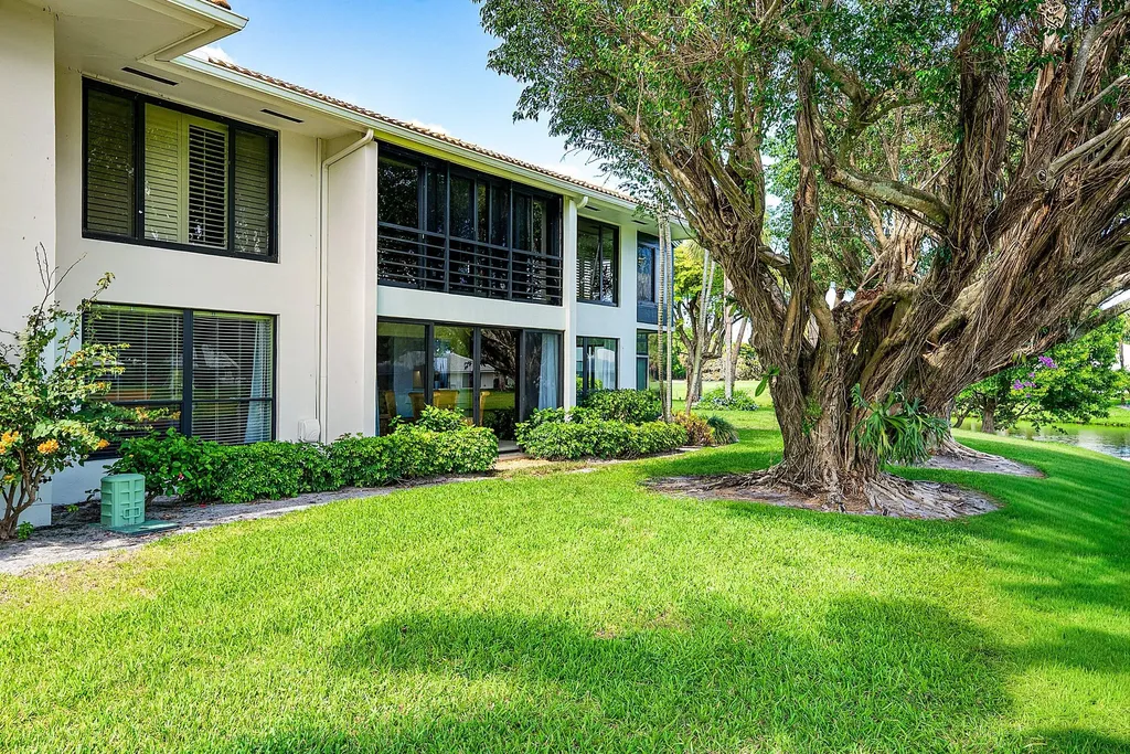 3682 Quail Ridge Drive N Boynton Beach FL 33436