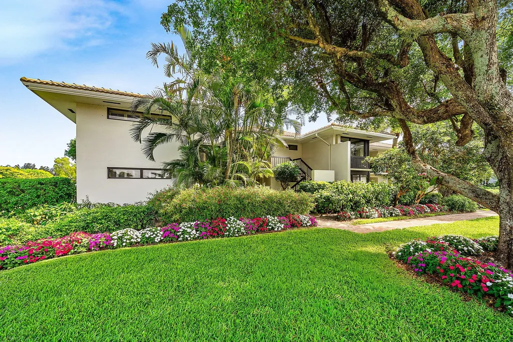 3682 Quail Ridge Drive N Boynton Beach FL 33436