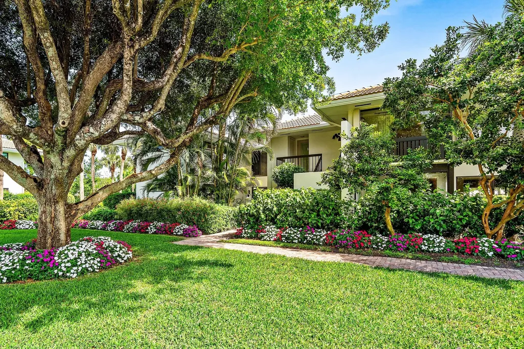 3682 Quail Ridge Drive N Boynton Beach FL 33436