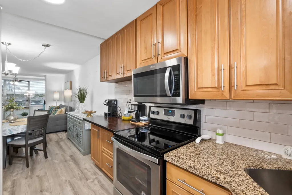 9350 Sunrise Lakes Boulevard Sunrise FL 33322